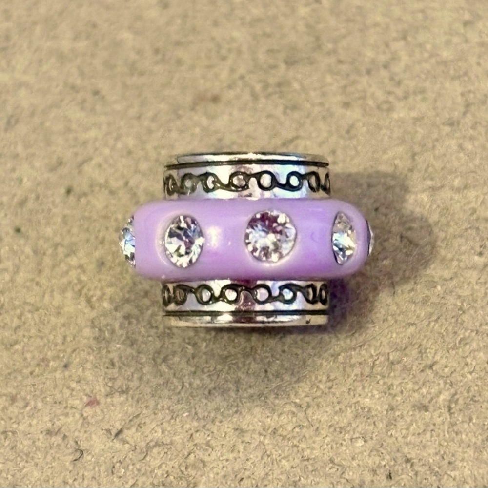 🆕Listing Brighton round Dazzle spacer Light purple Resin bead w crystals Retired